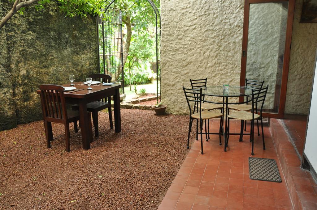 Bangalawa Bed & Breakfast Nawala Dış mekan fotoğraf
