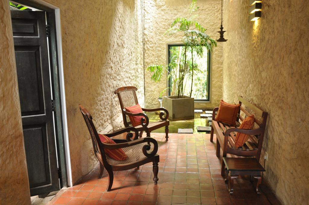 Bangalawa Bed & Breakfast Nawala Dış mekan fotoğraf
